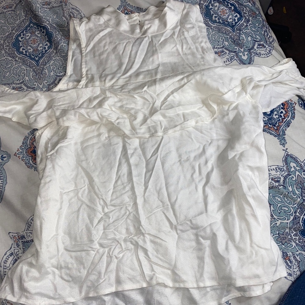 White Mud Pies shirt size medium